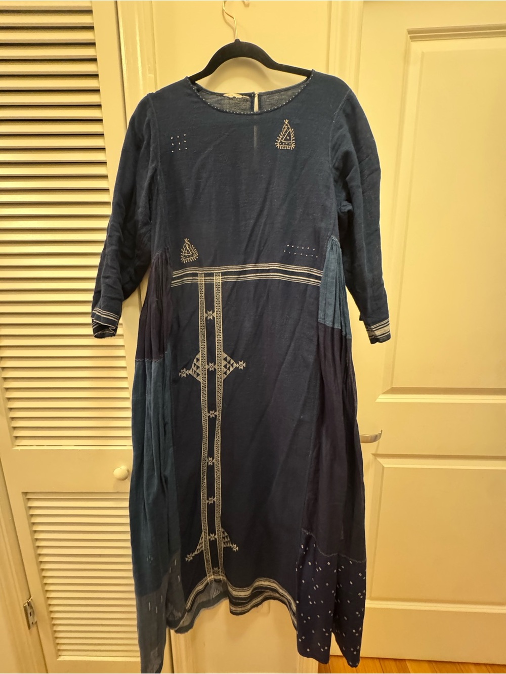 Injiri Navy Blue Embroidered Silk and Cotton Maxi Dress - size Large
